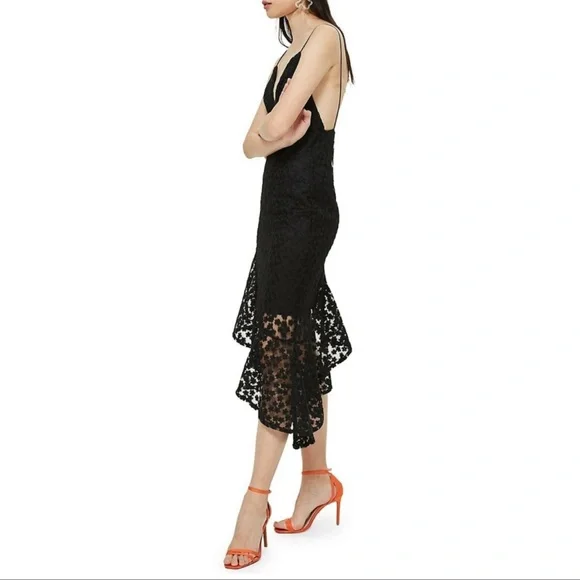 NWT Topshop Black Lace Asymmetrical Dress With Plunge Neckline - Picture 2 of 14